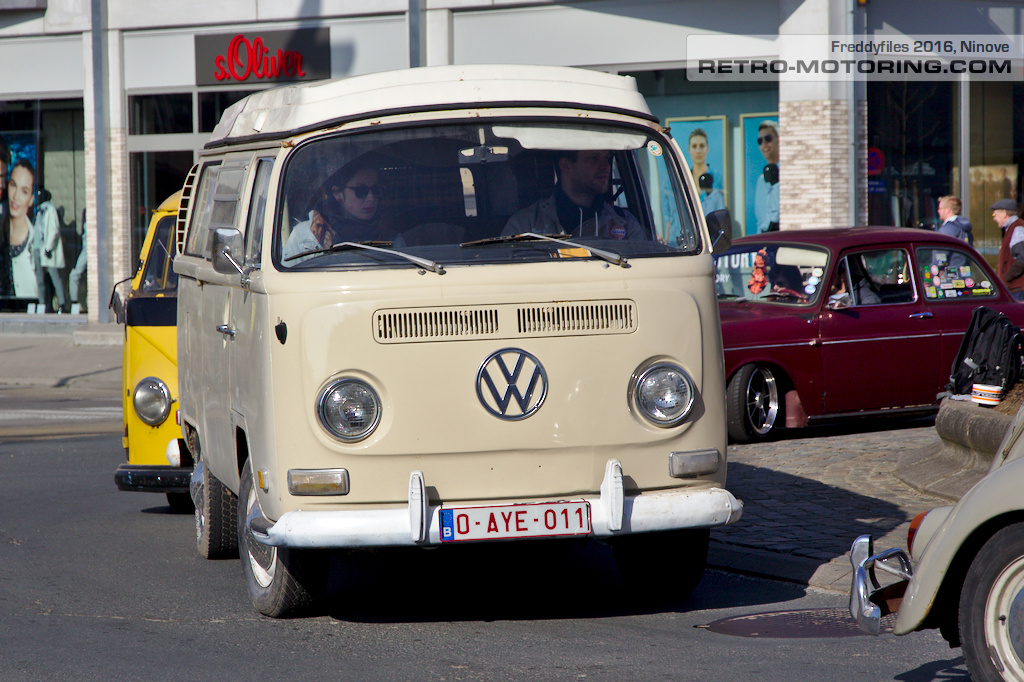 VW Bay Window 0-AYE-011