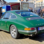 Green Porsche 911S 1-OBV-664