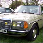 Mercedes-Benz W123 230E A647YOX
