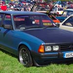 Blue Ford Granada Mk3 A692HLX