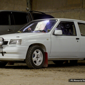 F402CET White Vauxhall Nova