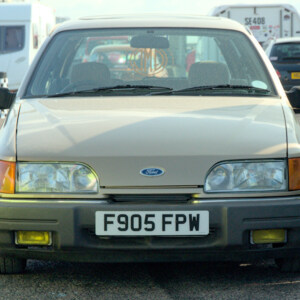 F905FPW Gold Ford Sierra Estate - SW905 Martin Ellis