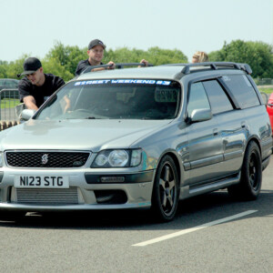 N123STG Silver Nissan Stagea - SW26 Peter Ewan