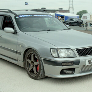 N123STG Silver Nissan Stagea - SW26 Peter Ewan