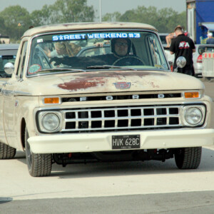 HVK628C Beige Ford F100 352ci - SW375 Andrew Burfitt