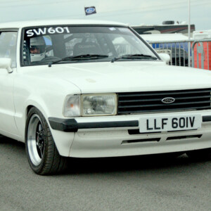 LLF601V White Ford Cortina Mk5 Estate - SW601 Michael binning