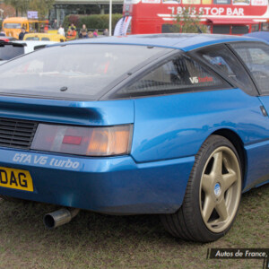 H961DAG Blue Renault Alpine GTA V6 Turbo