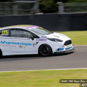 Ford Fiesta ST 180 - 7 Jason Hennefer