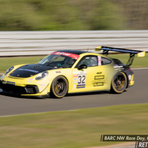 Porsche 991 Cup - 32 Mark Cunningham / Peter Cunningham