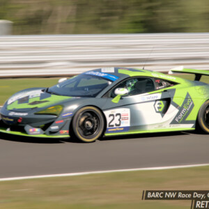 McLaren 570s - 23 Simon Clark