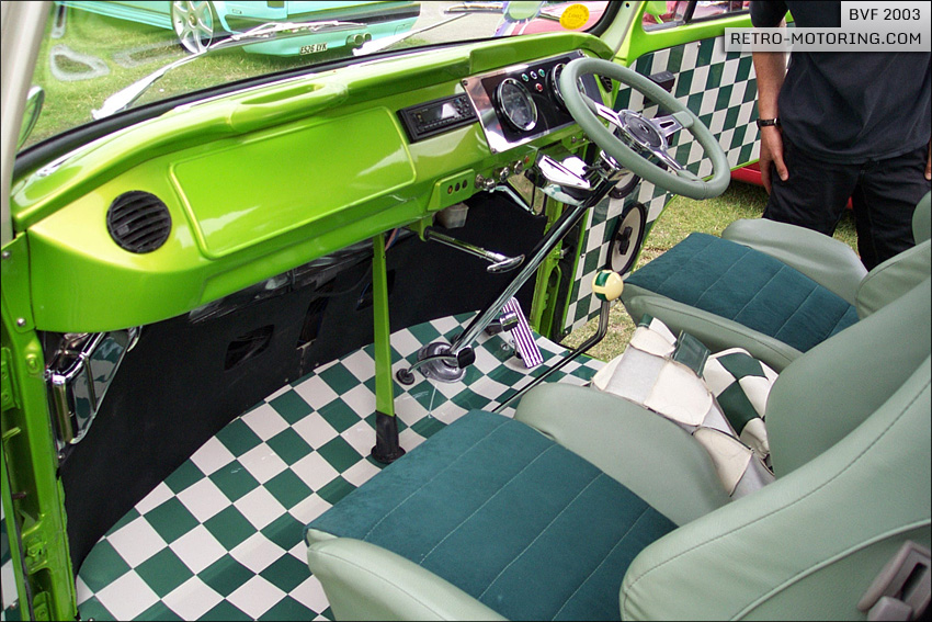 Green VW Type 2 T2 Bay Window