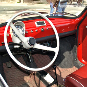 85683LE Red Fiat Nuova 500 Interior