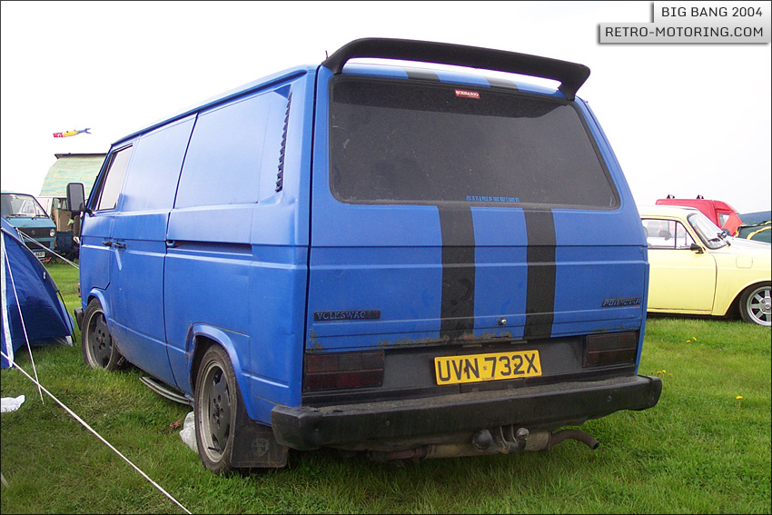 Blue VW T3 UVN732X