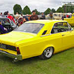 Yellow Ford Taunus 17M Coupe EKA855K