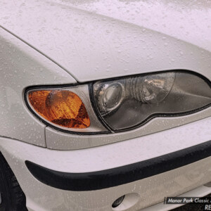 GX04YZF Alpine White 2004 BMW 330i (E46) SE