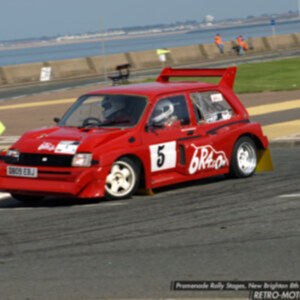 D809EBJ Red MG Metro 6R4 - Car 5 I Rowlance / L Rowlance