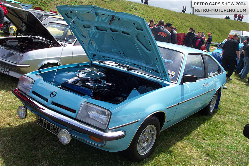 Blue Opel Manta B