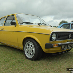 RCB252S Yellow VW Polo Mk1