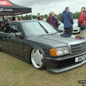 BNZ441 Black Mercedes-Benz W201 190E 2.5-16