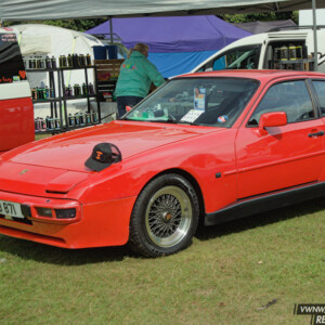 FIB871 Red Porsche 944